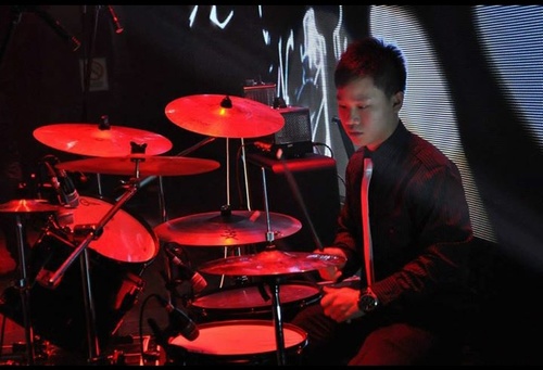 Bryan9108's profile picture. And still I leave behind this wreckage in my wake