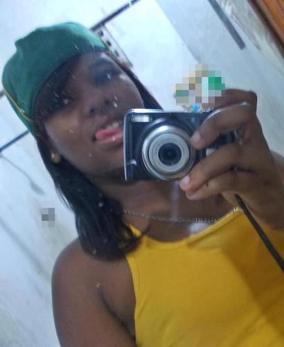 sou uma menina chata sou muito dengosa e etc