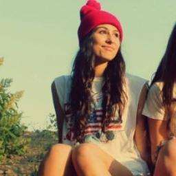 I'm #CimFam 1/7 cim account followed me! Bring the apple pie summer night bbq and just listen made in america! I'm a pizza mania :)