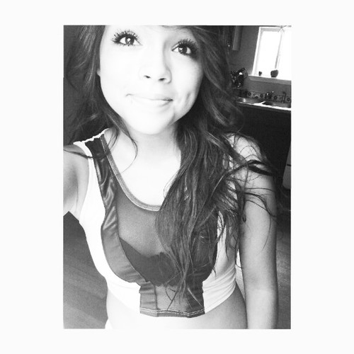 karinag31731470's profile picture. just an ordinary girl