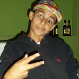 Feio , Engraçado , Bobo , Legal ,  https://t.co/THdPlbm53Y Facebook   HenriqueMelo881 Ask