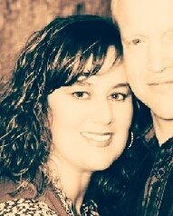 Mom to 3 amazing adult children, wanna-be librarian, diagnosed with Ehlers Danlos Syndrome in 2017 after 30 years of pain, chronic illness warrior🦓 she/her