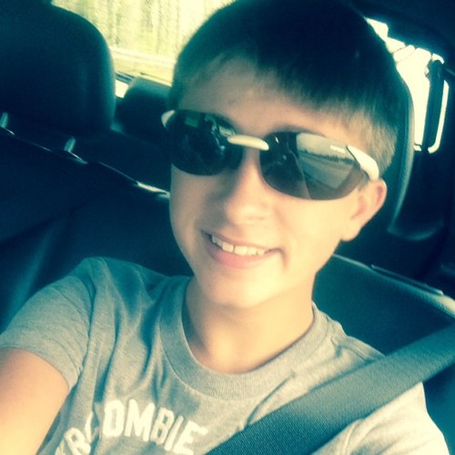 Names Chase! Freshman at Spring Valley. Tennis player and Christian. Follow me & ill follow back if I know you!