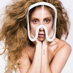 Sigue y te Sigo Devuelta
#PawsUpMonsters ...
ARTPOP 11/11/13