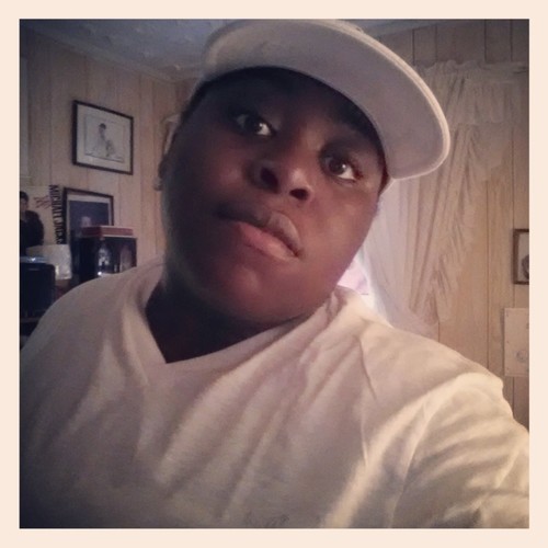 21 | #TeamStud | #TeamRainbow | http://t.co/VTjGoGLG9g.Way | #TeamLEO | IG ⇥ ualreadyknow_me | ♀ + ♀ = ♥♥♥ | ◇◆ Music IS MY LIFE && U.O.E.N.O iT ◆◇