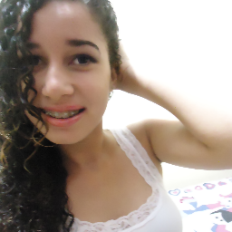 14 anos. Deus. Taurina. Ian Somerhalder ♥ TVD.
 A drop in the ocean ♪