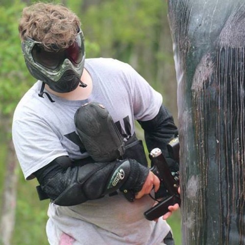 New Twitch Streamer!!
https://t.co/kYFE8lQE1J
Married
2 kids
 Paintball Enthusiast