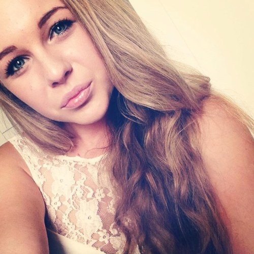 NinaRietveld's profile picture. bb ; 2923C1D9
Insta ; ninakimm_
