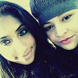 Geminiana,São Paulina,Carinhosa,simpática,e Futura universitária de Direito! xD quer saber mais?? Follow-me ♥.