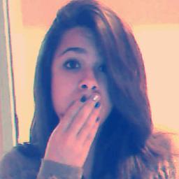 Não ligo q me olhem da cabeça aos pés...pq nunca farão minha cabeça e nunca chegarão aos meus pés. (Bob Marley)