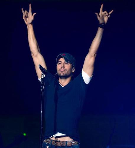 Enrique Iglesias Turkey Facebook Sayfası https://t.co/TwS0dJFvKb