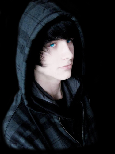 KaiiiWBW's profile picture. Vocalist, Drummer,Model,22 years 3 Love whatsapp3