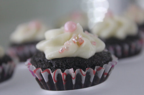 bycrumbilicious's profile picture. Cupcakes, tartlets, cheesecakes, dessert jars & more - in Mumbai, India