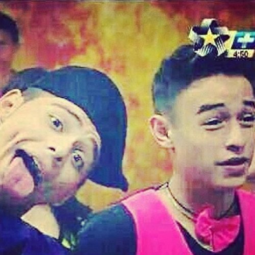 Brandon Meza, Christian Ordaz y Alex Sotelo son mis inspiraciones. Los amo. Son PERFECTOS♡ Tambien pondre cosas sobre todos de Acabatelo y PGB c: