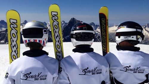 blossomski's profile picture. 