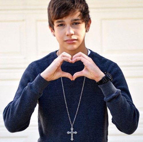 @AustinMahone. Nuff said