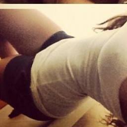 single so i guess i be fckin wid da book now fck yu! 
I'm a BELIEBER - follow please :*