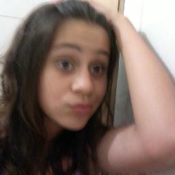 Soou ChAta MeSmO mE aTuRa QuEm é aMiGo MeSmO ....