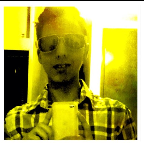 18Lfvm's profile picture. 