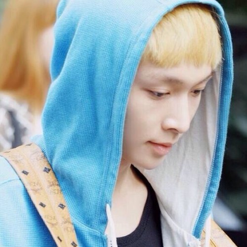 EXO-M Layの名言bot 管理人 @Yixing__bot