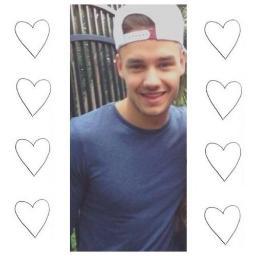 I JUST GAVE U A FREE FOLLOW SO FOLLOW @rapunziaII ILY