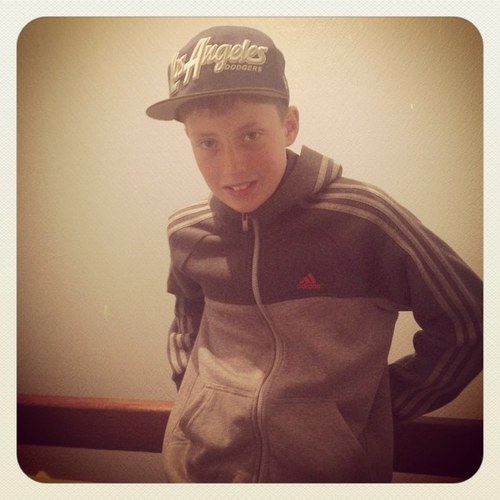 Grime MC from Wellingborough im not in any crew just making solo movements. 2247A086 add me.