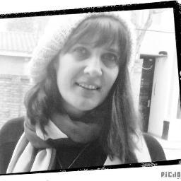 Mabel_Lang's profile picture. Tec.Sup.en Recursos Humanos.
Seguida por Lola Cordera,Rafael Vidac ,Crecimiento Personal,Nuevos Emprendedores,Juan Carlos Mejia, Jorge Grez, Steve Keating CSE