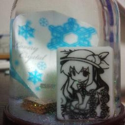 セルウス じゅんじゅん 雑談 Wallpaper Engineを買っちゃった W 短いけど動いてるのが分かるかな うちはcorei7だけど Cpu使用率0 1 とかだし 音声だしてもそこまで高くない感じ 全画面にすると動画の再生が 止まるしいい感じ 設定も色々あった