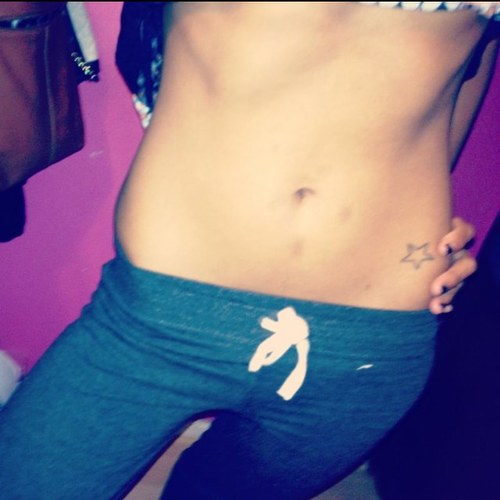 Cw:99 UGW:88 BMI=17.5 Member of #fitfam as of 8/2/13 Avi is moi IG:fit_girl91 follow me