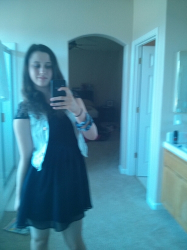 Vikkycarvill's profile picture. 