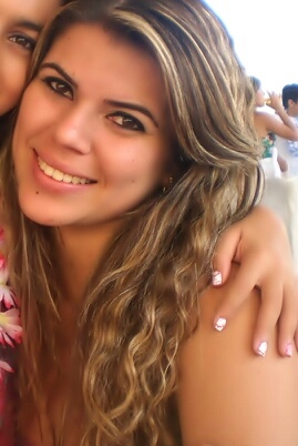 VASCAÍNA APAIXONADA, SOLTEIRA, Leonina, Graduanda em Administração[até final do ano].