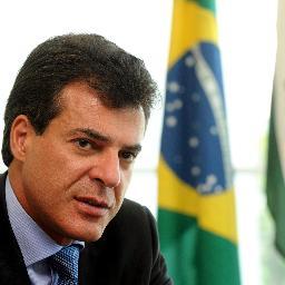 Perfil que defende o Governo Beto Richa, noticias, investimentos, tudo sobre o governo.