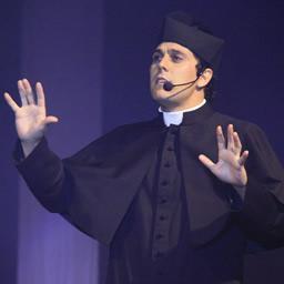 Con el reconocimiento de la crítica internacional, la prensa italiana y luego de más de 500 presentaciones en Italia llega el musical de Don Bosco a Argentina.