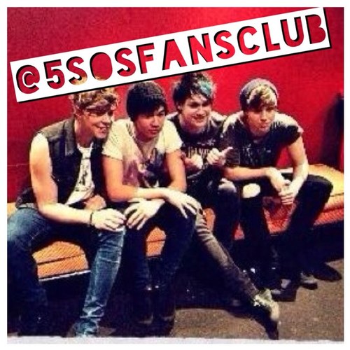 Follow me If you care about 5SOS :) x