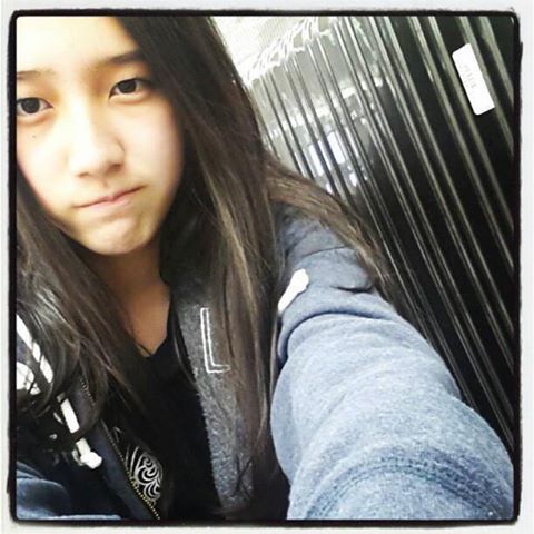김 다니 of 티아러 입니더