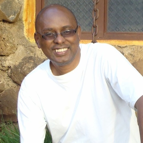 I am a simple chap with simple needs but I hate simple minds ... worse a simpleton who doesn't think beyond his nose ... OH YES!!! I love my country KENYA!