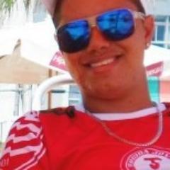 As autoridades tentam, mas jamais vão calar minha voz!
Estado: Pernambuco.
Torcedor : Clube Náutico Capibaribe ♥