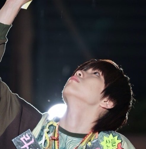B1A4 Sandeul bot 非公式 ✡ @choco_tiffany 사랑해 ♡ 繋いだ手を離さないで.. ??
