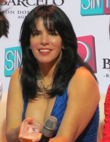Soy mama de una hermosa familia y lo mas importante es que soy una @anitasinfiltro entre a http://t.co/7wiYb3ToRl (este es mi twitter oficial)