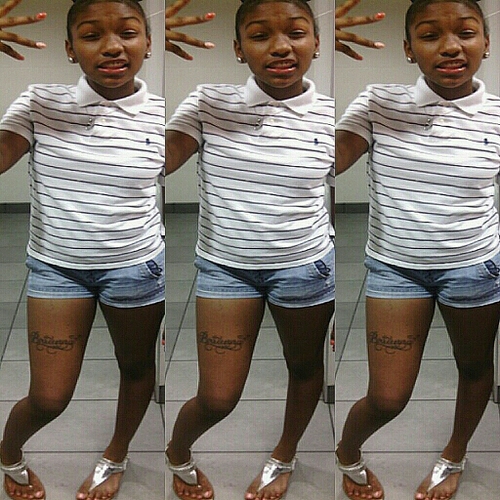 follow my fine ahh @H_DoubleOhVA5x , Ha Taken Ass So U Niggas Can Fall Bacc