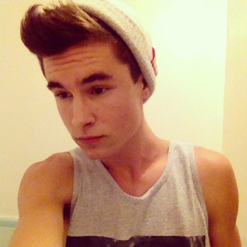 fraudlawley's profile picture. ~♡Taken♡~