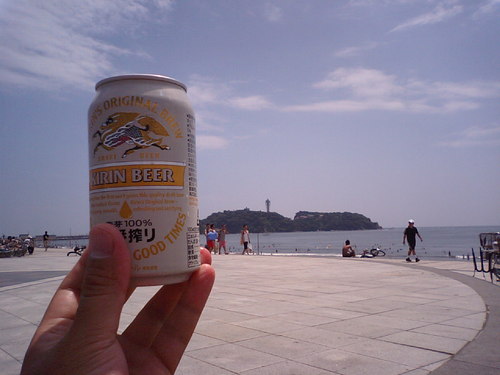 茅ヶ崎と江の島の間にある街 辻堂と,お酒と,嫁さんと,ベイスターズをこよなく愛しているランナーです！ 良き父親になれる様毎日頑張ってます!(笑)