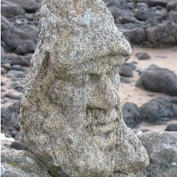 Ni tout à fait la même, ni tout à fait une autre.