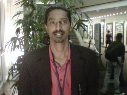 Kevin Naidoo - Motivational Speaker & Writer. Sports Writer, Author (Aim Higher), Actor & Endurance Runner. 2% Campaign (Employment For 'People With Disability)