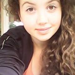 HI!
I'm girl with big dream!3
I love One direction,music,good peoples!! 3