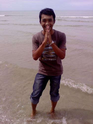 apir612's profile picture. Produced by Mohd Zailani, Delivered by Ruwaida, 
|TakeN bY FD |19yEaRsOld | exKmKulim | exSaSer | exSmkkb | exSkrb | @Eylahyusoff