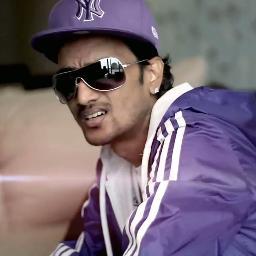 I love 2 Famous! I follow back! 010❤ =)