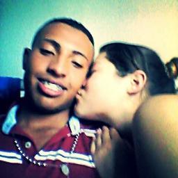 Tem whisky e Chandon estoura o Champagne Por que o amor verdadeiro que existe é só de mãe ♫♪