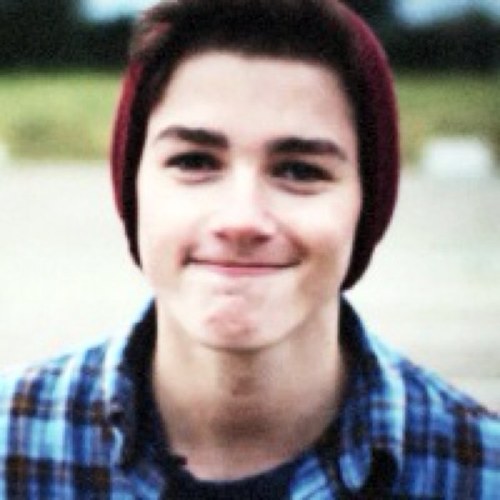 jackHlebg's profile picture. compte parodique | Shannon, Finn, Bridgit.