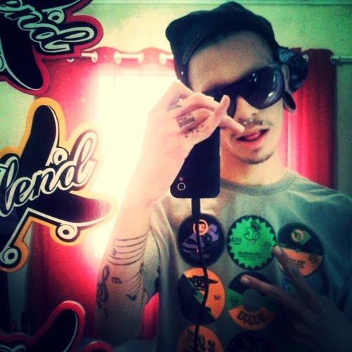 Know That You Can Make Your World On Fire . Now Try To Find The Way!™. Instagram : ItWouldBeAGirl http://t.co/so8zUOLKMf